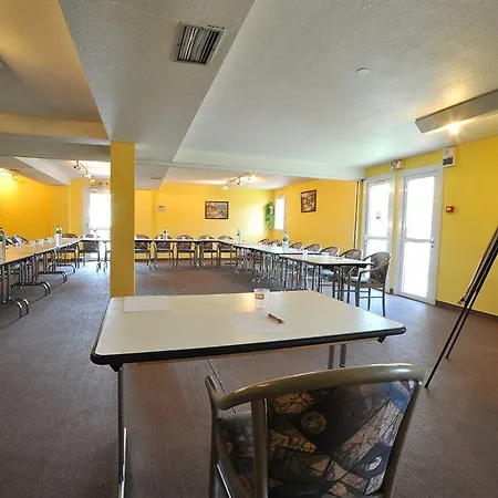 The Originals Access, Clermont-ferrand Nord Hotel 2*