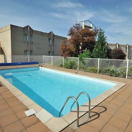 Hotel The Originals Access, Clermont-ferrand Nord Chateaugay